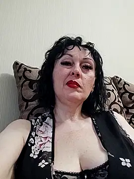 Snapshot of HelgaDennis chatting on 27, 5, 2026 HelgaDennis online show from 27, 5, 2026