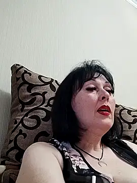 Snapshot of HelgaDennis chatting on 28, 5, 2026 HelgaDennis online show from 28, 5, 2026