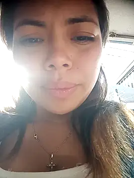 Snapshot of Yelii_ chatting on 6, 5, 2026 Yelii online show from 6, 5, 2026