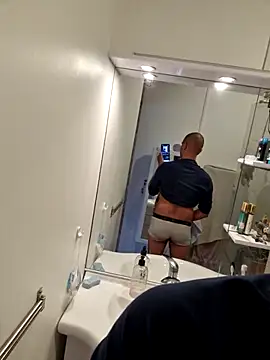 Justfunfree online show from 27, 3, 2026