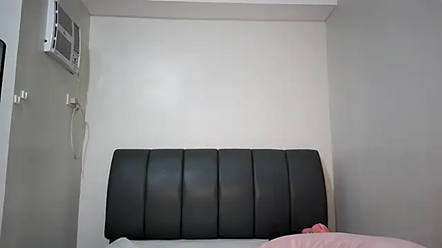 misscutee online show from 16, 4, 2026