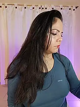 Snapshot of ROUSSE_SINCLAIR chatting on 10, 7, 2026 ROUSSE SINCLAIR online show from 10, 7, 2026