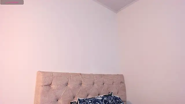 Snapshot of Sofi_Martinez1 chatting on 23, 6, 2026 Sofi Martinez1 online show from 23, 6, 2026