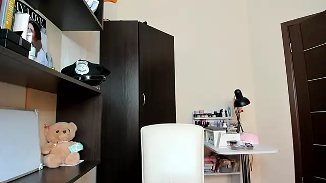 Snapshot of OhMyAlice chatting on 9, 7, 2026 OhMyAlice online show from 9, 7, 2026