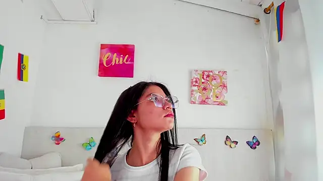 Snapshot of LindaCatalina_ chatting on 11, 7, 2026 LindaCatalina online show from 11, 7, 2026