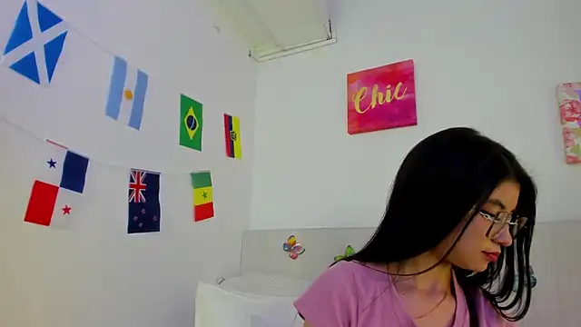 Snapshot of LindaCatalina_ chatting on 13, 7, 2026 LindaCatalina online show from 13, 7, 2026
