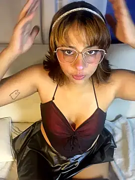 LeylaKnox online show from 27, 3, 2026