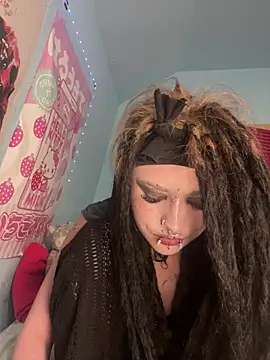 Snapshot of darlingvicuous chatting on 22, 7, 2026 darlingvicuous online show from 22, 7, 2026