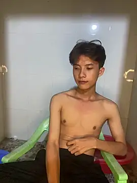 Snapshot of Nguyencuong1999 chatting on 27, 5, 2026 Nguyencuong1999 online show from 27, 5, 2026