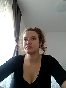 AmaraDavidss online show from 20, 4, 2026