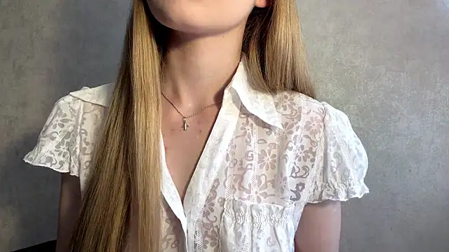 Snapshot of CarolineNine chatting on 13, 6, 2026 CarolineNine online show from 13, 6, 2026