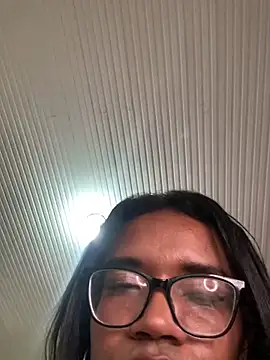 bri horny online show from 28, 3, 2026