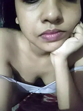 Snapshot of ALIZA_FENDY chatting on 27, 7, 2026 ALIZA FENDY online show from 27, 7, 2026