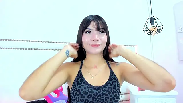 emma-sandoval online show from 14, 5, 2026