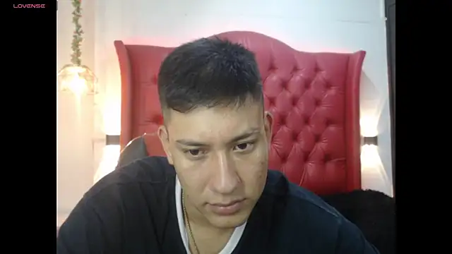 DominantBoy4 online show from 8, 7, 2026