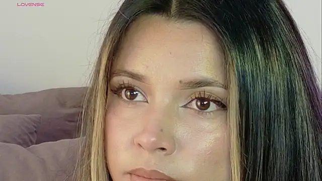 KylieVennet online show from 22, 7, 2026