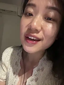 Snapshot of A-Kristen chatting on 8, 4, 2026 A-Kristen online show from 8, 4, 2026