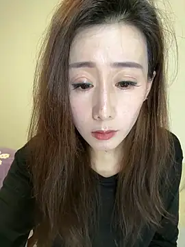 Snapshot of summer202632 chatting on 6, 5, 2026 summer202632 online show from 6, 5, 2026