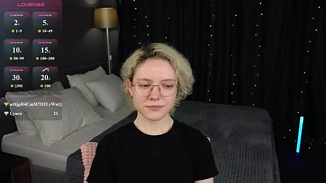Snapshot of HottoKori chatting on 7, 7, 2026 HottoKori online show from 7, 7, 2026
