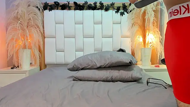 DylanLuxe online show from 15, 4, 2026