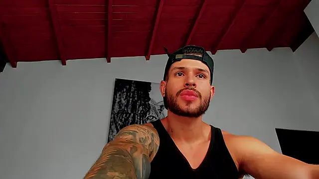 Snapshot of Santos_ramirez1 chatting on 23, 3, 2026 Santos ramirez1 online show from 23, 3, 2026