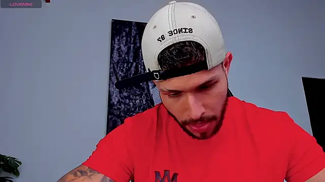 Snapshot of Santos_ramirez1 chatting on 9, 6, 2026 Santos ramirez1 online show from 9, 6, 2026