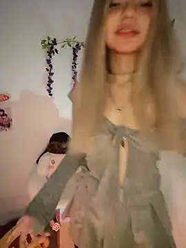 Snapshot of saki_nyanwn chatting on 13, 7, 2026 saki nyanwn online show from 13, 7, 2026