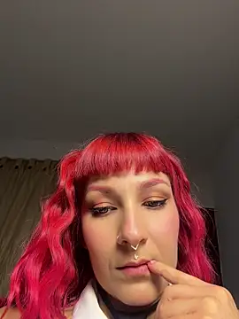 Amelie-RedHoney online show from 28, 7, 2026