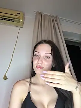 Snapshot of icedrosemarye chatting on 31, 5, 2026 icedrosemarye online show from 31, 5, 2026