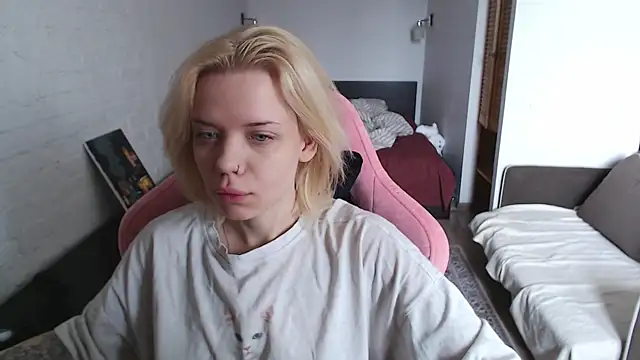 TenderChloe online show from 28, 3, 2026