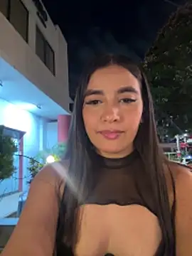 Snapshot of HaileyBiieber chatting on 11, 4, 2026 HaileyBiieber online show from 11, 4, 2026