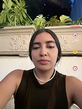 Snapshot of HaileyBiieber chatting on 23, 4, 2026 HaileyBiieber online show from 23, 4, 2026