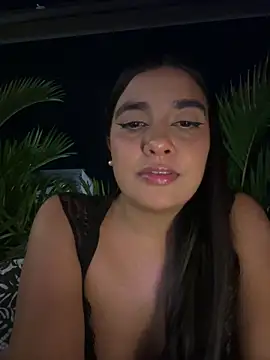 Snapshot of HaileyBiieber chatting on 15, 5, 2026 HaileyBiieber online show from 15, 5, 2026