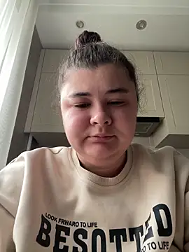 curly elise online show from 25, 3, 2026