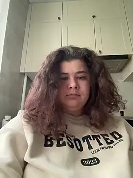 curly elise online show from 31, 3, 2026