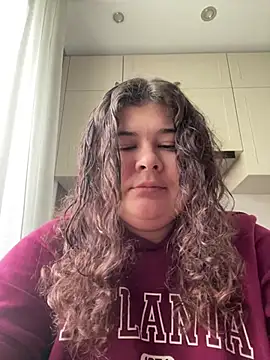 curly elise online show from 8, 4, 2026