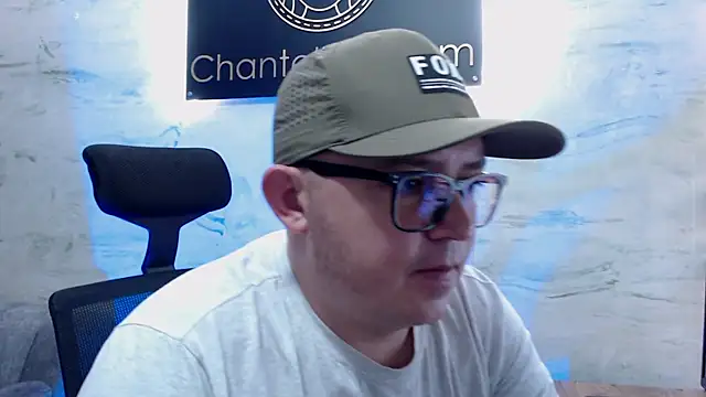 maximo daddy online show from 19, 4, 2026