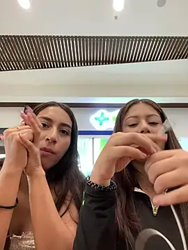 Snapshot of Amber_rosse_outdoors chatting on 28, 3, 2026 Amber rosse outdoors online show from 28, 3, 2026