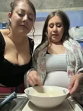 Snapshot of Amber_rosse_outdoors chatting on 3, 4, 2026 Amber rosse outdoors online show from 3, 4, 2026