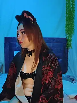 Amber prada online show from 17, 6, 2026