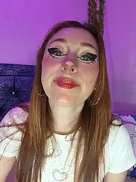 Amber prada online show from 16, 7, 2026