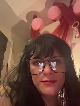 Snapshot of mango-kitty chatting on 23, 4, 2026 mango-kitty online show from 23, 4, 2026