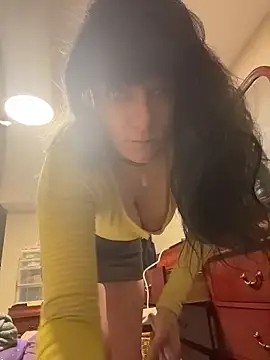 Snapshot of mango-kitty chatting on 5, 5, 2026 mango-kitty online show from 5, 5, 2026