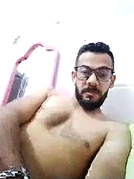 Alimohamed08 online show from 6, 5, 2026