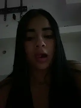 Snapshot of Valerials chatting on 11, 4, 2026 Valerials online show from 11, 4, 2026