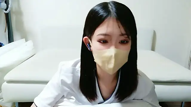 maya chan desu online show from 27, 3, 2026