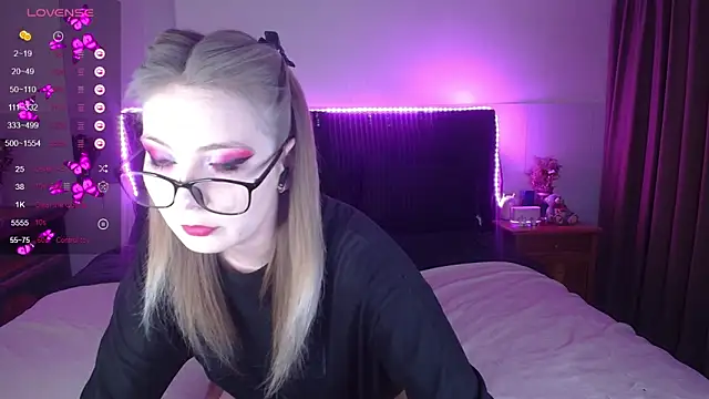 Snapshot of ammyska chatting on 13, 5, 2026 ammyska online show from 13, 5, 2026