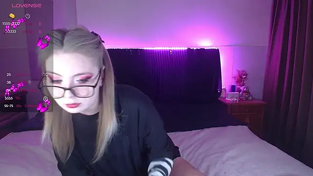 Snapshot of ammyska chatting on 5, 6, 2026 ammyska online show from 5, 6, 2026