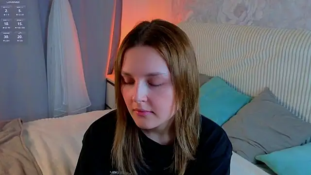 LorriMonz online show from 6, 7, 2026