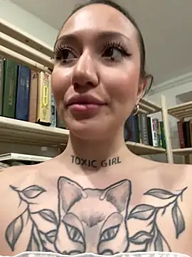 Snapshot of SaintSquirt chatting on 14, 4, 2026 SaintSquirt online show from 14, 4, 2026